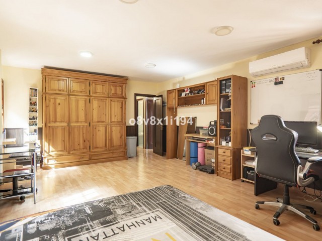 7 Bedrooms Villa in Ciudad Jardín