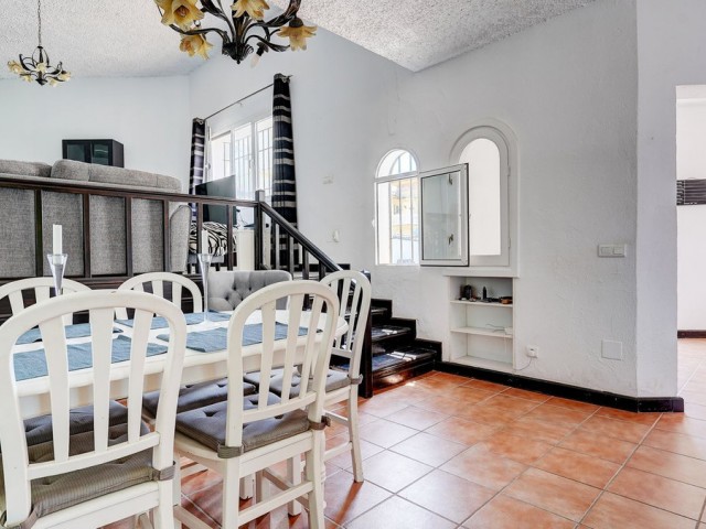 4 Soveroms Villa i Sierrezuela