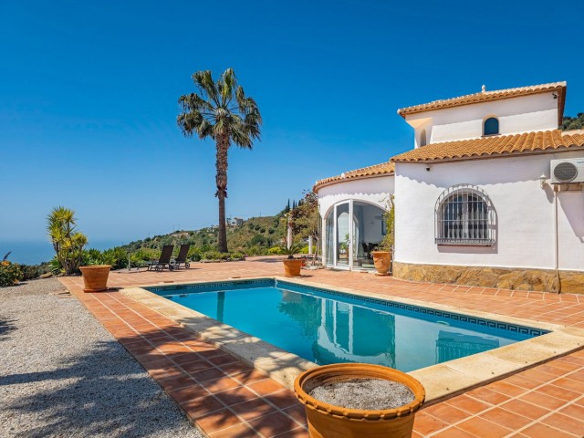 3 Bedrooms Villa in Arenas