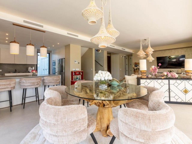 Villa avec 7 Chambres  à La Cala Golf