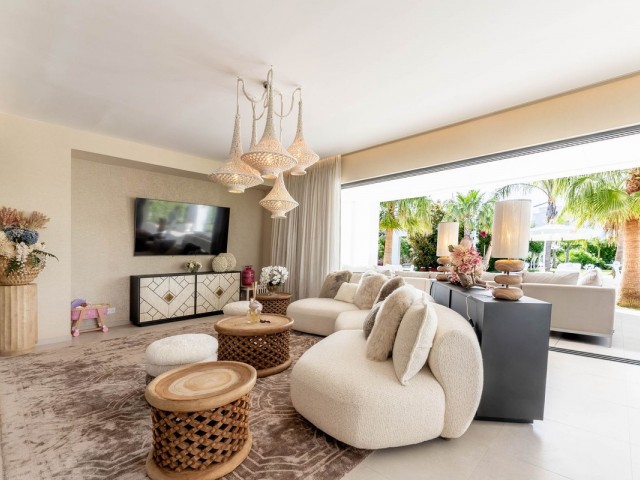 Villa avec 7 Chambres  à La Cala Golf