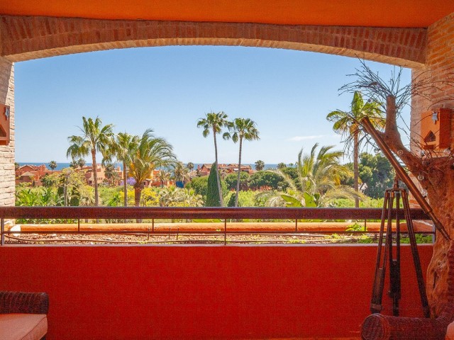 Appartement avec 2 Chambres  à Bahía de Marbella