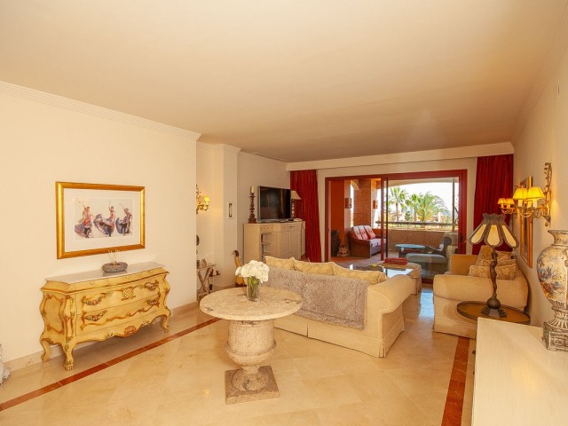 Appartement avec 2 Chambres  à Bahía de Marbella