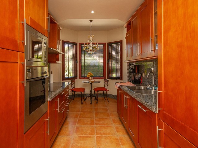 Appartement avec 2 Chambres  à Bahía de Marbella
