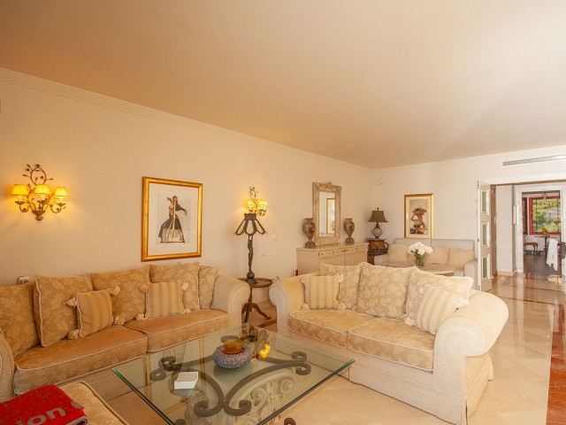 Appartement avec 2 Chambres  à Bahía de Marbella