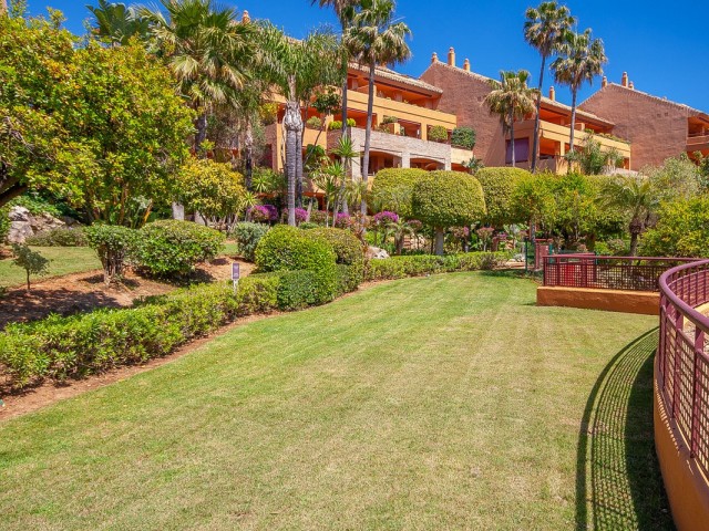 Appartement avec 2 Chambres  à Bahía de Marbella