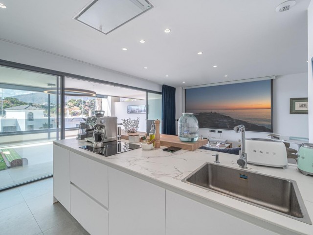 Apartamento con 2 Dormitorios  en Estepona