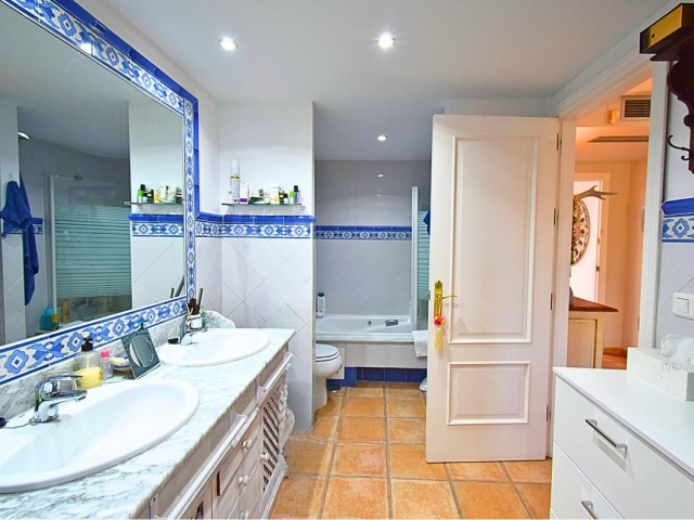 6 Schlafzimmer Villa in Guadalmina Alta