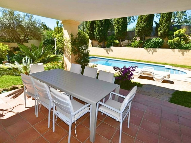 6 Schlafzimmer Villa in Guadalmina Alta