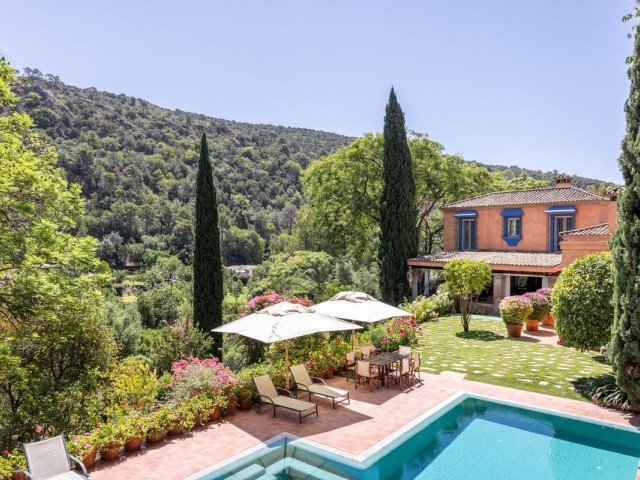 Villa avec 6 Chambres  à Benahavís