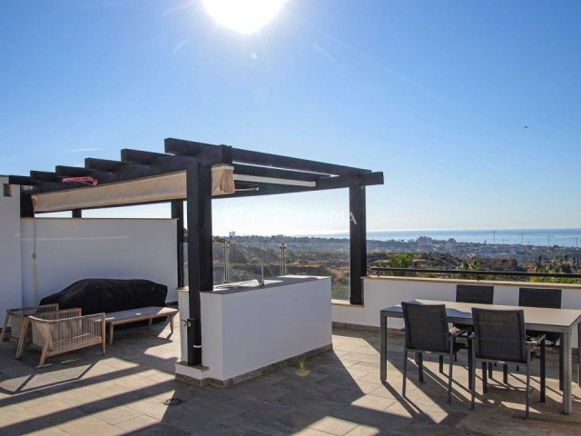 Maison mitoyenne avec 4 Chambres  à Marbella