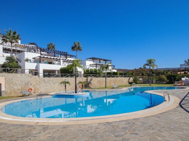 Maison mitoyenne avec 4 Chambres  à Marbella