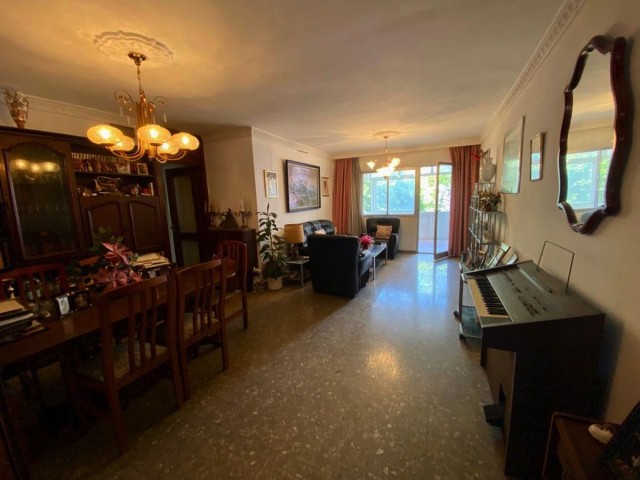 Appartement avec 3 Chambres  à Marbella