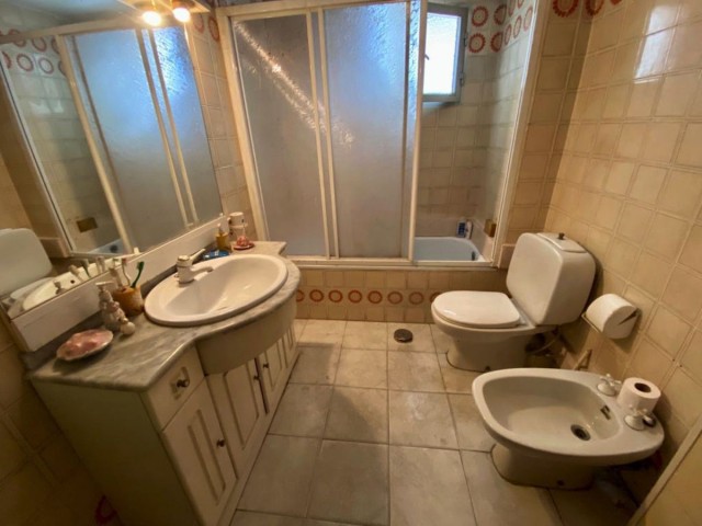 Appartement avec 3 Chambres  à Marbella
