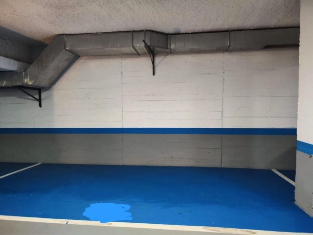Appartement avec 3 Chambres  à Marbella