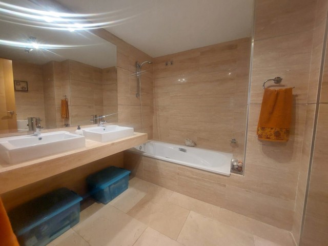 Appartement avec 2 Chambres  à Benahavís