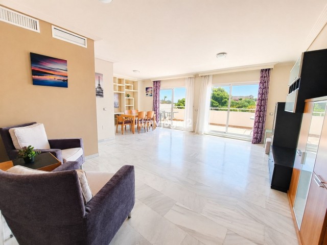 3 Bedrooms Apartment in Fuengirola
