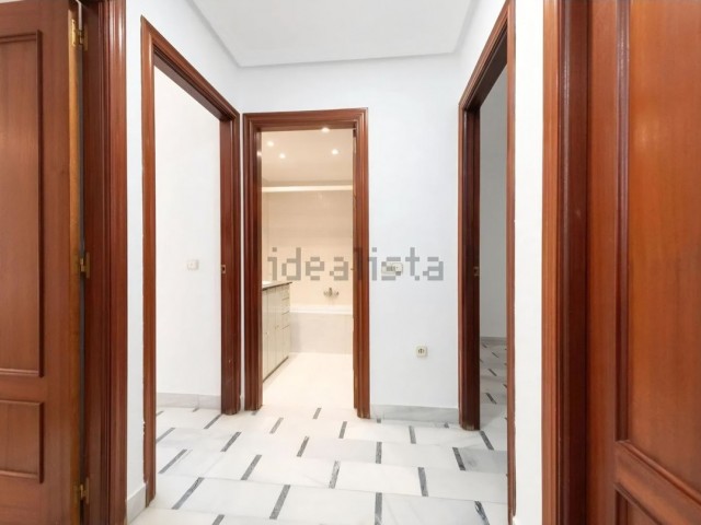 Appartement avec 4 Chambres  à Málaga Centro