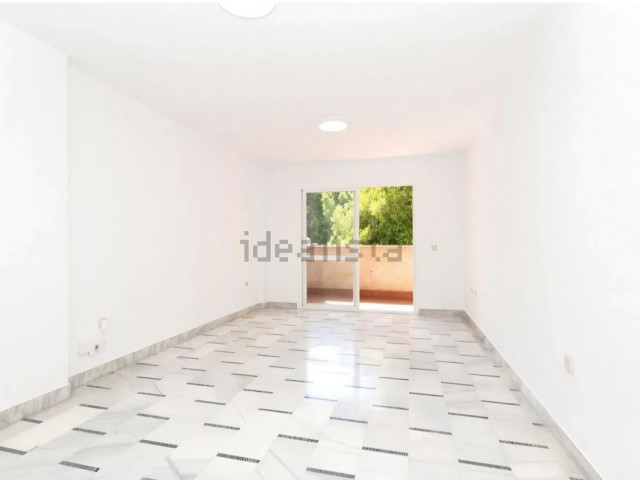 Appartement avec 4 Chambres  à Málaga Centro