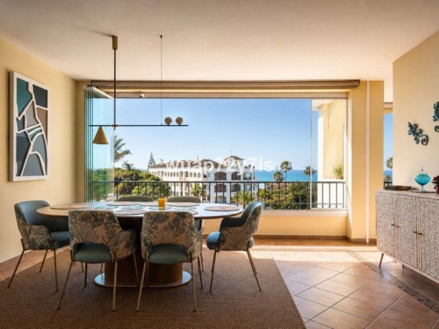 Penthouse in Elviria