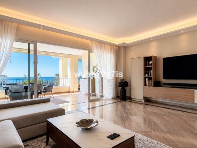 Penthouse in Elviria