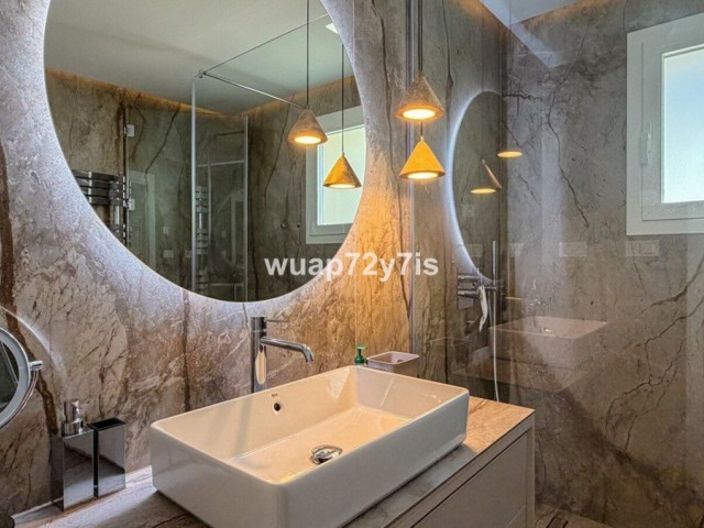 Penthouse in Elviria