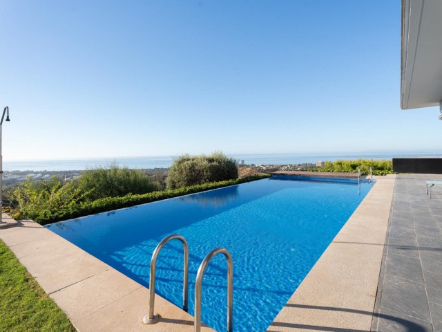 5 Schlafzimmer Villa in Altos de los Monteros
