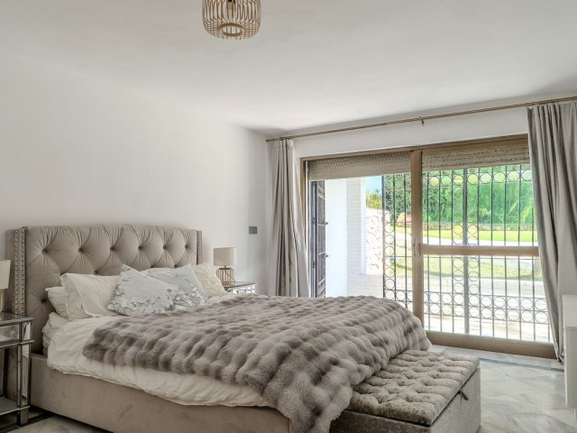 6 Bedrooms Villa in Mijas