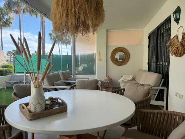 2 Bedrooms Apartment in Nueva Andalucía