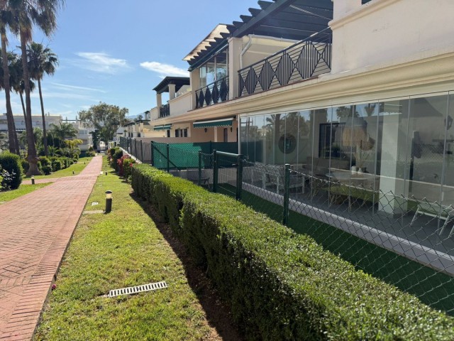 2 Bedrooms Apartment in Nueva Andalucía