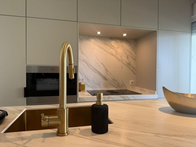 2 Bedrooms Apartment in Nueva Andalucía
