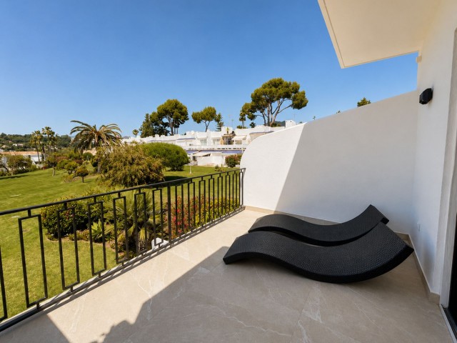 4 Bedrooms Townhouse in Nueva Andalucía