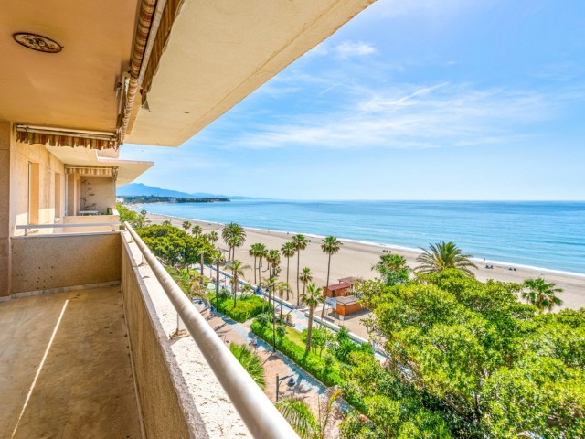 Takvåning i Estepona