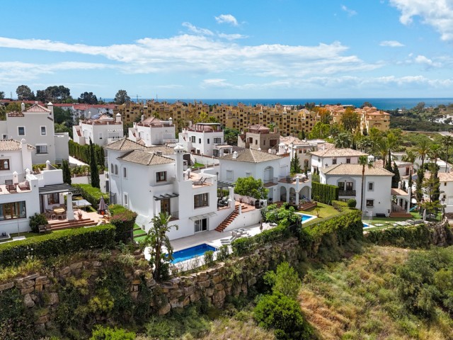 4 Sovrums Villa i Estepona