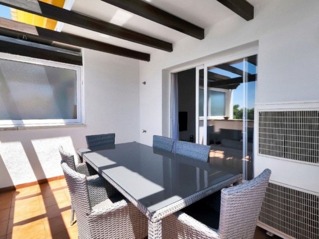 Penthouse avec 3 Chambres  à Marbella