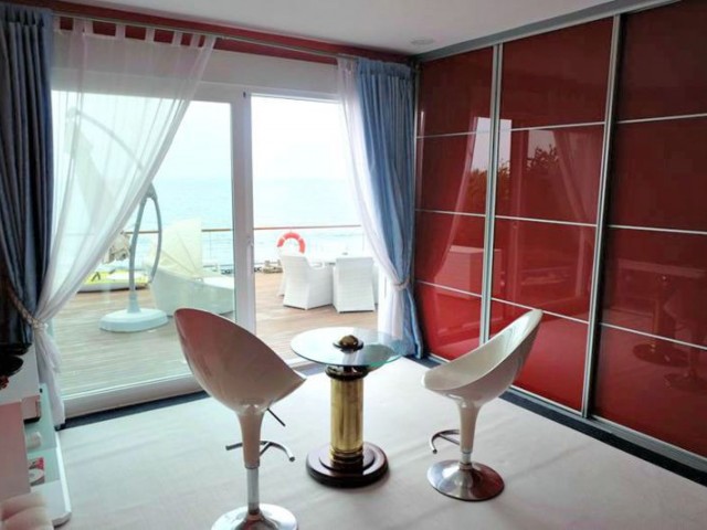 6 Bedrooms Villa in La Cala de Mijas