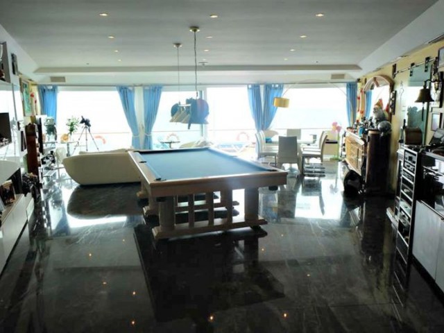 6 Bedrooms Villa in La Cala de Mijas