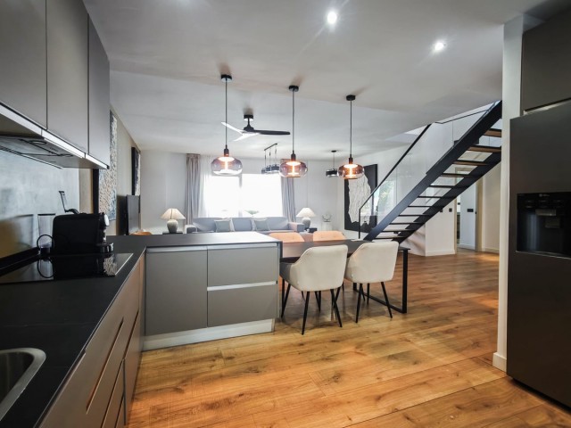 Appartement avec 4 Chambres  à Marbella