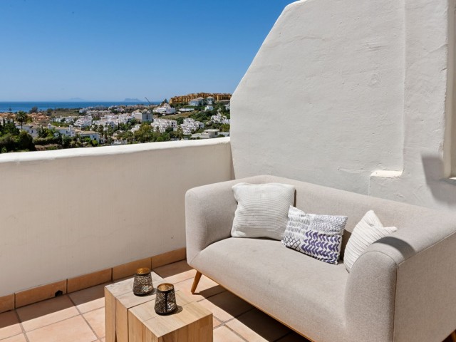 3 Bedrooms Townhouse in New Golden Mile