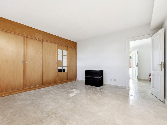 4 Bedrooms Townhouse in Nueva Andalucía