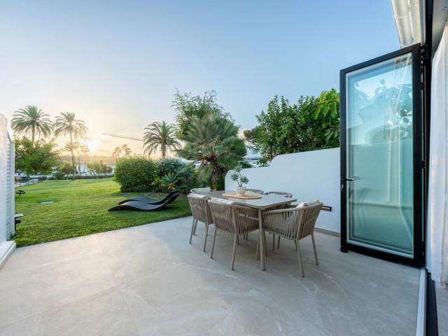 4 Bedrooms Townhouse in Nueva Andalucía