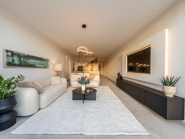 4 Bedrooms Townhouse in Nueva Andalucía