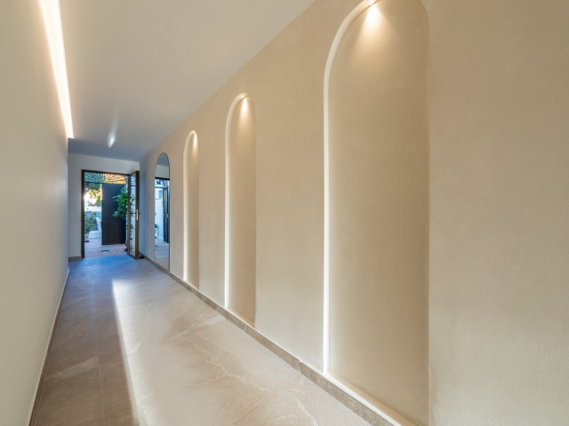 4 Bedrooms Townhouse in Nueva Andalucía