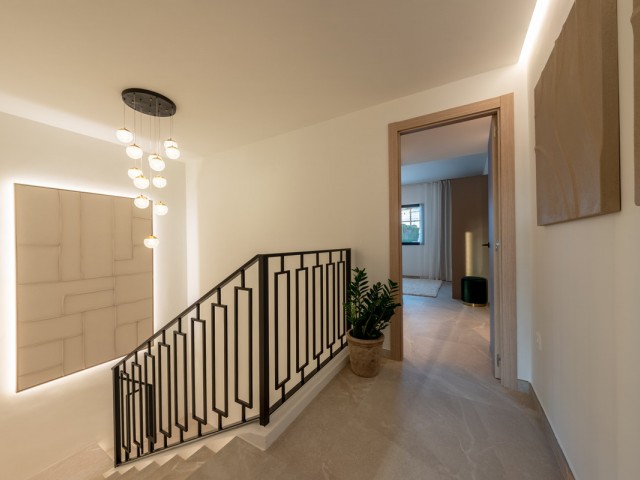 4 Bedrooms Townhouse in Nueva Andalucía