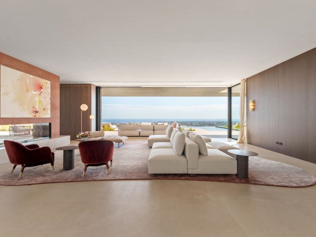 8 Bedrooms Villa in Benahavís