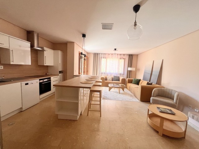 3 Bedrooms Apartment in Nueva Andalucía
