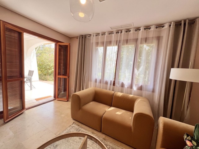 3 Bedrooms Apartment in Nueva Andalucía