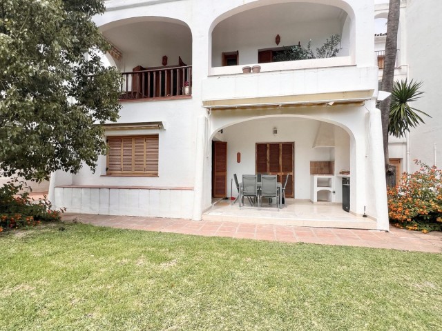 3 Bedrooms Apartment in Nueva Andalucía