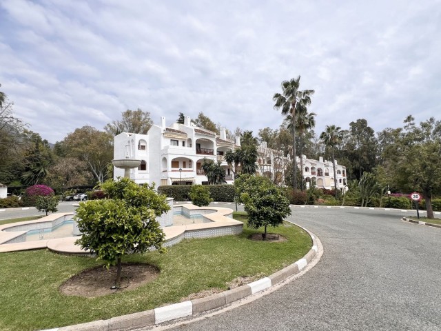 3 Bedrooms Apartment in Nueva Andalucía