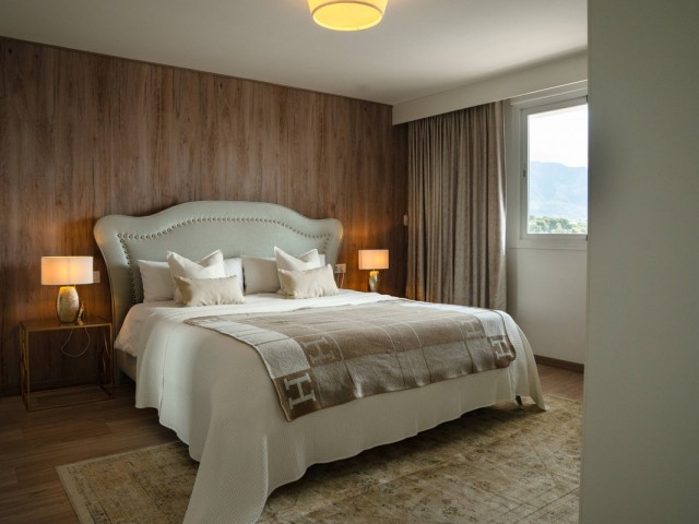 4 Bedrooms Apartment in Nueva Andalucía